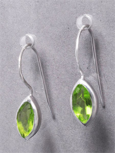 os-605_peridot_navette.jpg os-605_peridot_navette.jpg